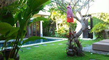 Gambar 3 beautiful villa in Sanur area