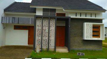 Gambar 1 Rumah Minimalist Modern di Puriasri Cepu