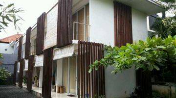 Gambar 1 Guest House Mewah Renon Denpasar Bali