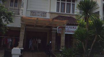 Gambar 1 Rumah Hommy di Gading Kusuma