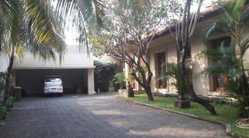 Gambar 1 Compound House - Cipete