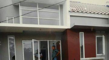 Gambar 1 Rumah seken Cantik siap Huni dalam Cluster