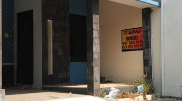 Gambar 1 Rumah siap.pakai dekat kampus kedokteran.unimus