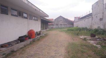 Gambar 1 Rumah Toko Dan Gudang Di kiara Condong