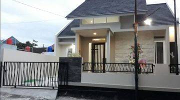 Gambar 1 RUMAH MINIMALIS CANTIK