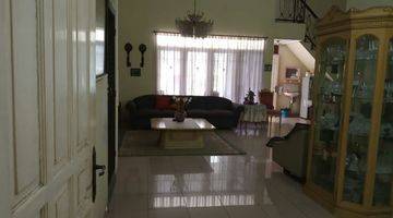 Gambar 3 Rumah Dijual Di Jagakarsa. Harga Menarik. Jalan Lebar. Asri