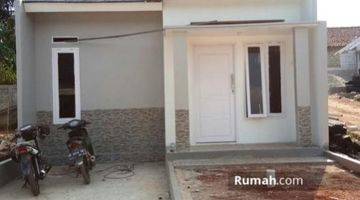 Gambar 1 rumah cakep didalam cluster dilalui 2 mobil hanya 2 juta all in biaya