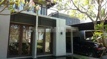 Gambar 2 Rumah minimalis tropical terawat graha family blok Y