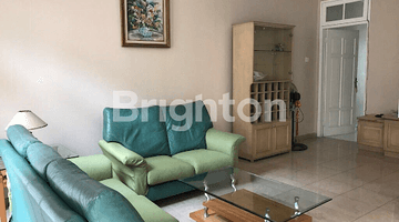 Gambar 1 RUMAH FURNISHED TAMAN BROMO LIPPO KARAWACI TANGERANG