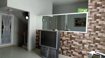 Gambar 2 Rumah cantik minimalis, modern, lokasi ciputra hadap boulevard