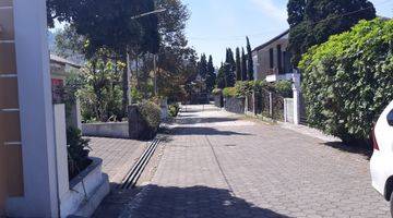 Gambar 2 Villa Cemara in beautiful secure area of Kenanga