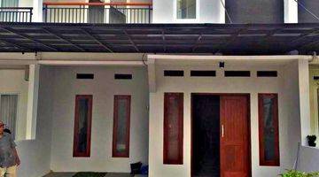 Gambar 1 Rumah mewah harga murah 5 menit ke mrt