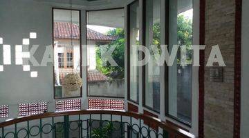 Gambar 4 Dijual Rumah Mewah Lantai 2 Pemuda Renon Dekat Puputan Moh Yamin