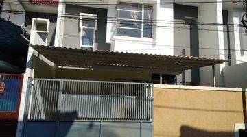 Gambar 3 Rumah di Lebak Indah Townhouse