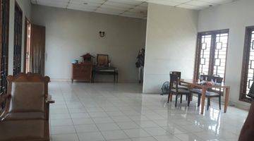 Gambar 2 Rumah di lokasi segi tiga emas semarang bisa buat kantor