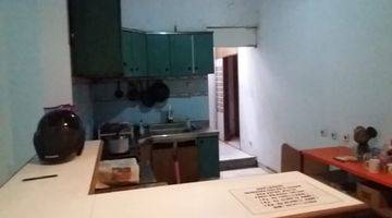 Gambar 1 Rumah Kosan di Salemba Ada 25 Kamar Tidur