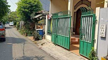 Gambar 1 Rumah 1M-an dengan jalan lebar di rawamangun