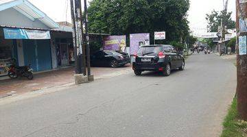 Gambar 4 Rumah lama hitung tanah di Jati Rahayu Bekasidekat exit tol jatiwarna. cocok untuk gudang