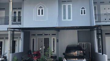 Gambar 1 Rumah cantik furnished + bonus 1 unit MOBIL. lokasi condet - kramat jati