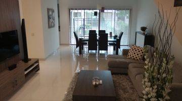 Gambar 2 rumah full renov dan full furnished di jakarta garden city cluster casia