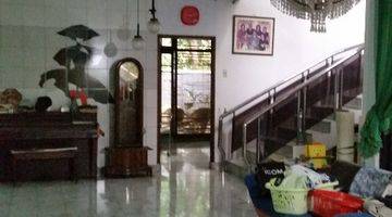 Gambar 1 Rumah asri Hoek 2 lantai