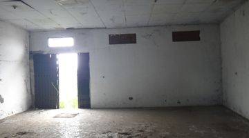 Gambar 3 rumah tua hitung tanah