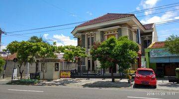 Gambar 1 Rumah Mewah tengah kota, Harga Murah