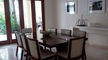 Gambar 4 Beautiful, modern and comfort Townhouse at Kemang, South Jakarta is available now