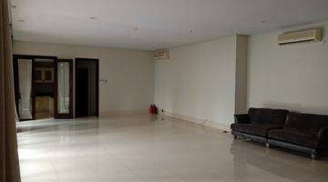 Gambar 3 Very beautiful house, comfort, and modern at Kemang, South Jakarta, is available now