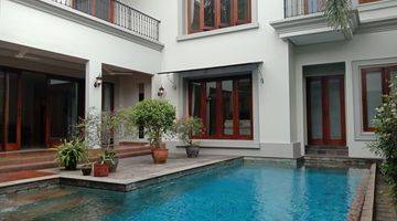 Gambar 1 Very beautiful house, comfort, and modern at Kemang, South Jakarta, is available now