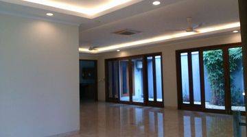 Gambar 5 Modern, big and beauty house at Kemang, South Jakarta, is available now