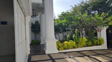 Gambar 2 Tebet barat rumah classic modern private pool,jakarta selatan