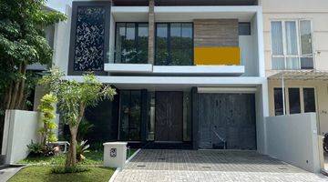 Gambar 1 rumah modern new gress di Citraland surabaya