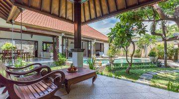 Gambar 1 The Best Villa Location at Prestigious at Berawa area with a strategic location that is comfortable and quiet and 5 minutes driving to the Finn&#39;s Beach