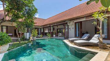 Gambar 2 The Best Villa Location at Prestigious at Berawa area with a strategic location that is comfortable and quiet and 5 minutes driving to the Finn&#39;s Beach