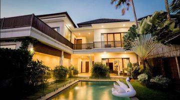 Gambar 1 Canggu Echo Beach Villa