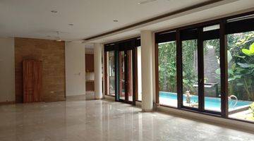 Gambar 2 Modern, beauty, and comfortable house at Pondok Indah, South Jakarta, is available now