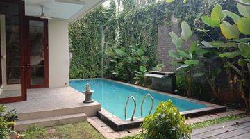 Gambar 5 Modern, beauty, and comfortable house at Pondok Indah, South Jakarta, is available now