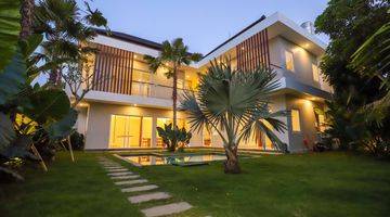 Gambar 1 BRAND NEW VILLA 3bedrooms, Enclosed Living Villa in Pererenan