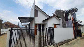 Gambar 1 Rumah minimalis syariah (non KPR)