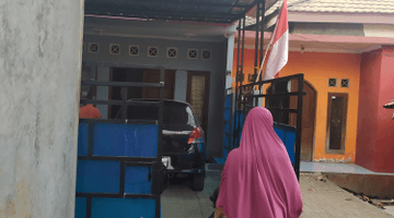 Gambar 3 rumah ruko di pinggir jalan raya cipondoh dkt lampu merah cocok buat usaha