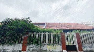 Gambar 3 RUMAH HITUNG TANAH Jl.DR. SOEPOMO, TEBET HARGA DIBAWAH PASAR