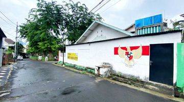 Gambar 4 RUMAH HITUNG TANAH Jl.DR. SOEPOMO, TEBET HARGA DIBAWAH PASAR