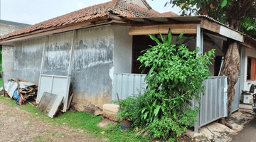 Gambar 1 Rumah tua lingkungan tenang