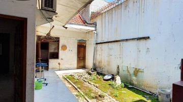 Gambar 5 RUMAH DEPAN TAMAN di Jl PANGLIMA POLIM dkt BLOK M, FATMAWATI