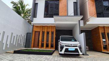 Gambar 1 Rumah Town House Full Fasum Swimming Pool, Mini Gym Dan Taman Lokasi Pinggir Jalan