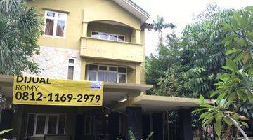 Gambar 1 Dijual Rumah Townhouse di Cireundeu Tangerang Selatan