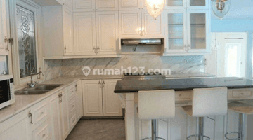 Gambar 4 Rumah Cantik Modern Semi Furnished di Pondok Indah Jakarta Selatan