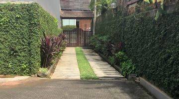 Gambar 2 Rumah Siap Huni Semi Furnished Di Jakarta Selatan