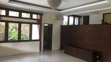 Gambar 3 Rumah Siap Huni Semi Furnished Di Jakarta Selatan